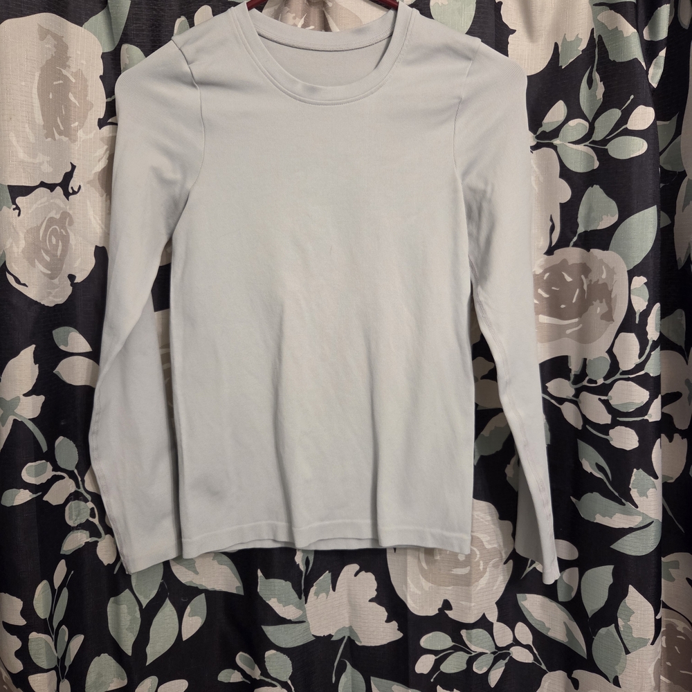 OQQ Long Sleeve Crew Neck Top